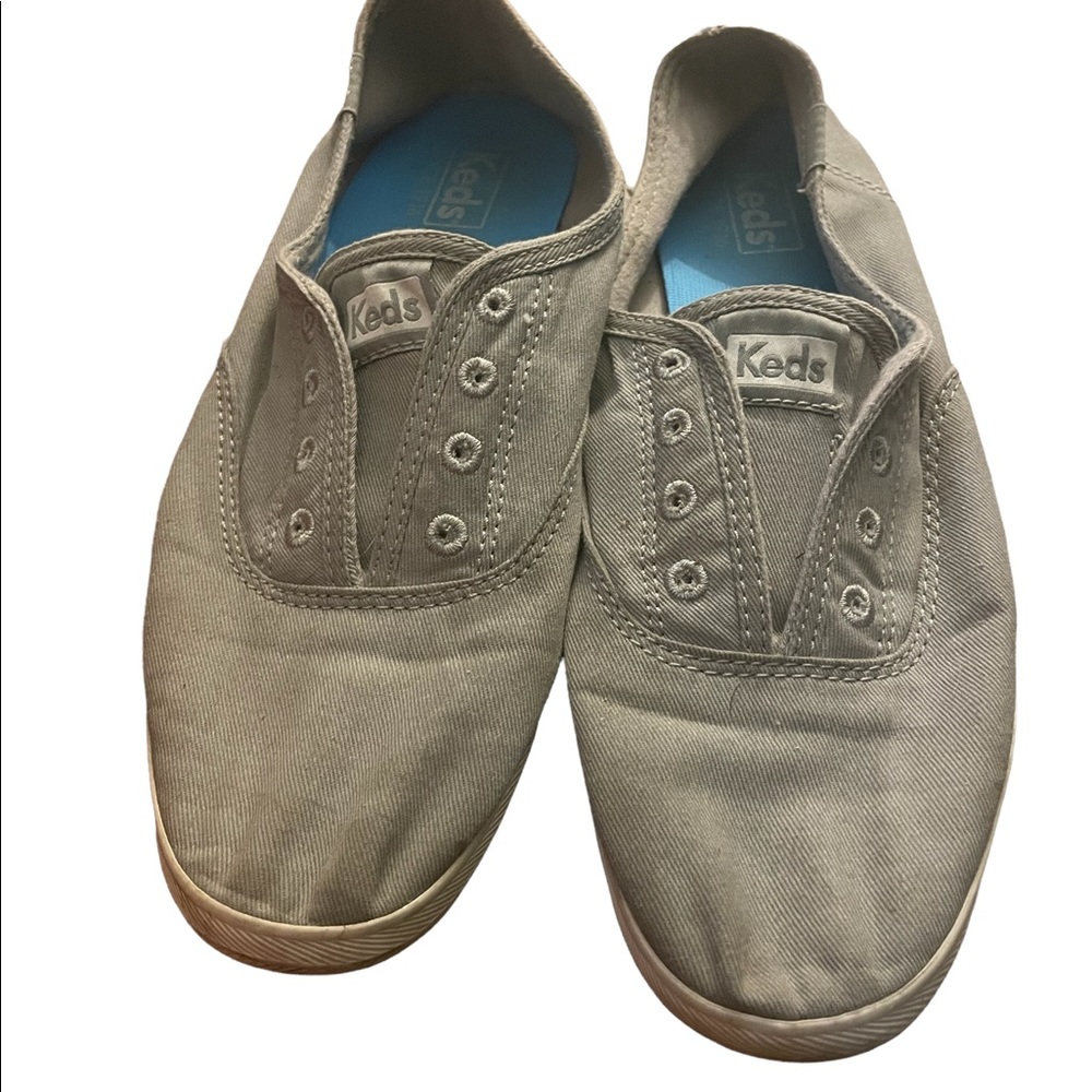 Womens slip on Keds Size 8